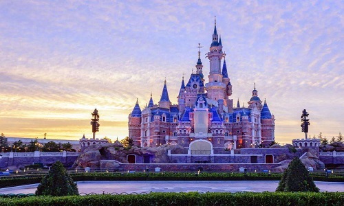 Exclusive Shanghai Disneyland VIP Tour – Skip the Lines & Enjoy More!